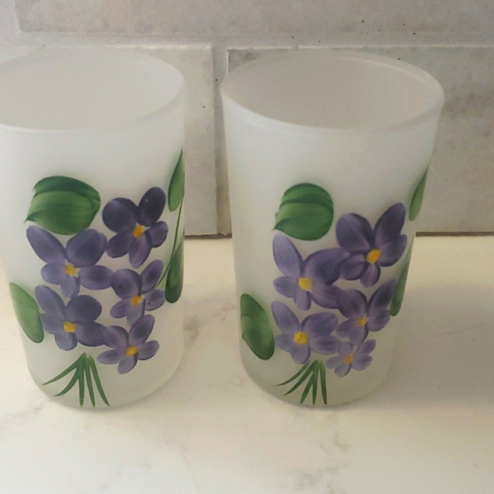 Pair vintage frosted glass painted violets juice glasses